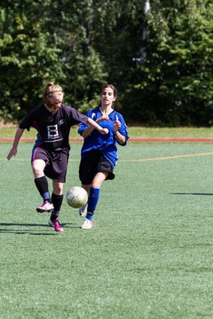Bild 198 - B-Juniorinnen SV Henstedt-Ulzburg - MTSV Olympia Neum�nster : Ergebnis: 1:4